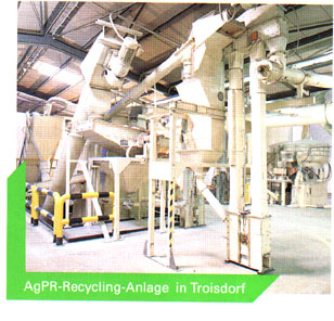 herausnehmen des PVC-Bodenbelags